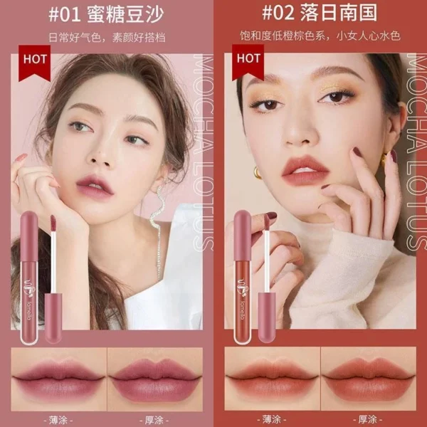ลิปสติก เนื้อแมตต์กํามะหยี่ สีสวย ให้ความชุ่มชื้น กันน้ำ ติดทน ตัวเนื้อลิป เป็นเนื้อกำมะหยี่ เม็ดสีแน่น สีคมชัด สีสวยสดใส ไม่แห้งเหมือนเนื้อแมท ละมุนปาก ให้สัมผัสที่เรียบเนียน ดูเป็นธรรมชาติ สีแนบสนิทกับปากเป็นเนื้อเดียวกัน สบายปาก ปากเนียน ไม่แห้งแตก ไม่ตกร่อง ลิปไม่ติดแก้ว